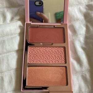 ONE/SIZE Cheek Clapper 3D Blush Trio Very That Cream & Powder Blush Palette